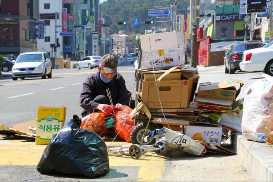 要么工作要么死这就是真实的韩国老人老无所依