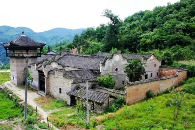 房縣軍店鎮中村竹山縣寶豐鎮龍井村鄖西縣土門鎮關帝廟村鄖西縣澗池鄉