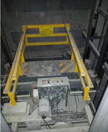电梯网桥安装位置图片图片