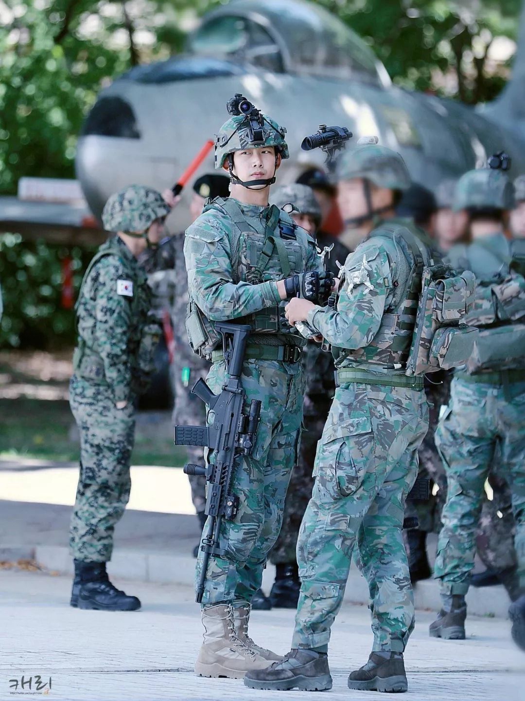 韩圈男神的兵役生活,比入伍前还丰富啊