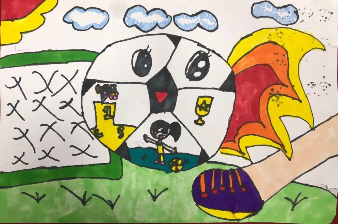 一,拿起七彩画笔 绘出多彩足球向阳小学北校区第二届体育节已经正式