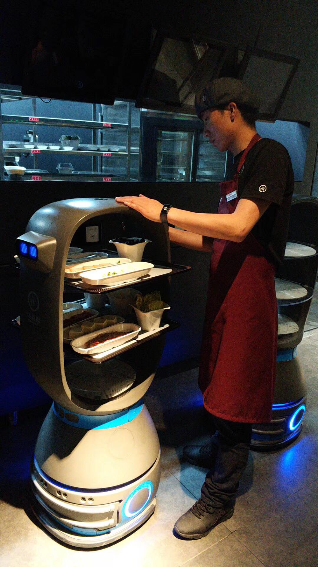 成都机器人餐厅图片