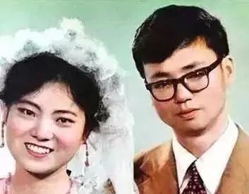 30年前的結婚照,80,90,00後都沒見過_年代