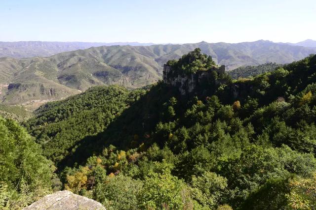 兴县美景黑茶山晋绥解放区烈士陵园石楼山,石猴山,仙人洞景区兴县裴家