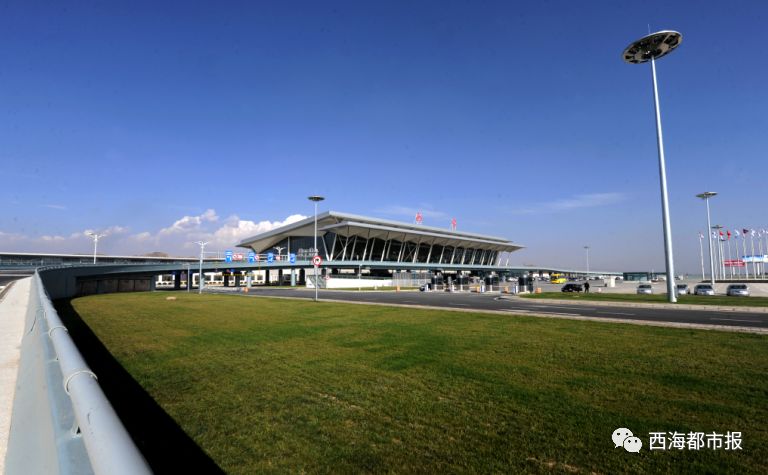 德令哈机场图片