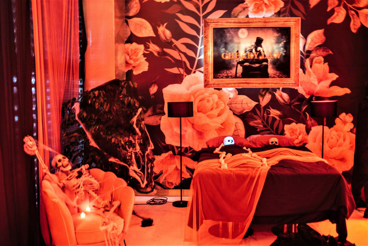 CHERRY LAW在魔都迎来四周年庆典，品牌创始人罗丽章邀请你来临吸血鬼旅馆主题晚宴 