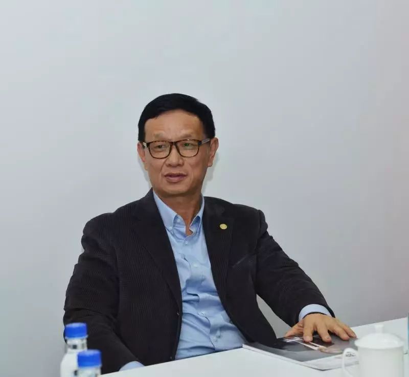 我会执行会长王惠宁介绍商会郑均会长在发言中表示,闽商在全世界都很