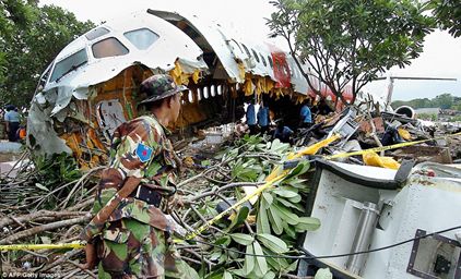 悲痛印尼空难狮航客机坠海机上189人恐全部遇难20年发生10多起事故