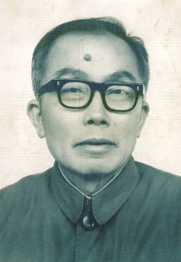 12月参加全国高校招生会议七十年代证件照1962年在南京省委党校学习时