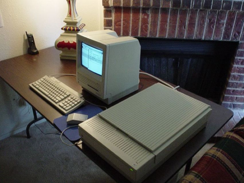 apple laserwriter ii丨wikipedia 与macintosh电脑连在一起的apple