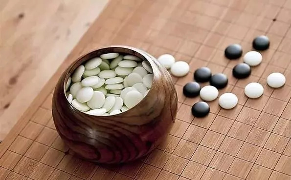 围棋是凝聚着深厚中华文化的智慧游戏