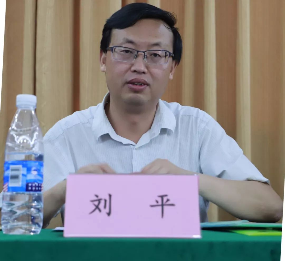 广东省碳酸钙镁分会刘平秘书长南京协和化学有限公司王娜技术总监