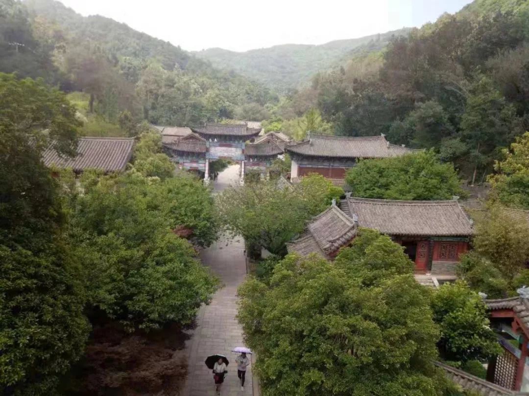 曲靖翠山风景区图片图片