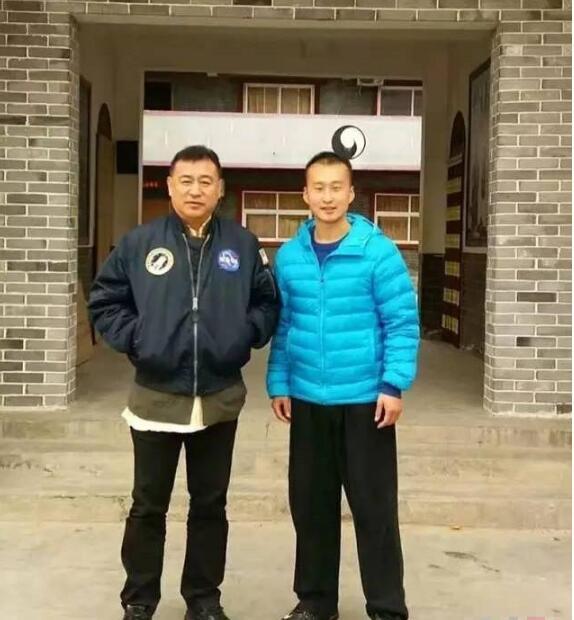 央視主持張宏民57歲至今仍單身,引起網友心疼