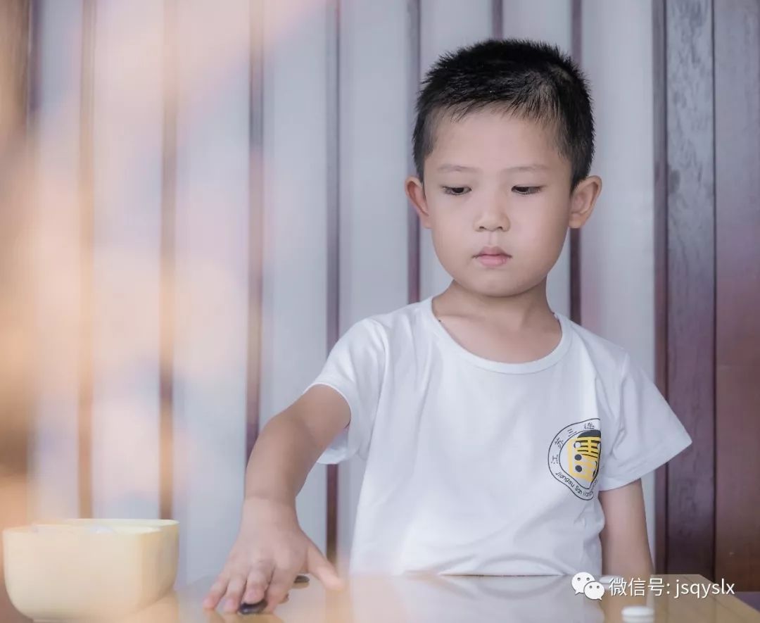 刘家乐1段 考试录取杨朗1段 鼓楼区幼儿园围棋比赛大班组亚军樊柏辰 1