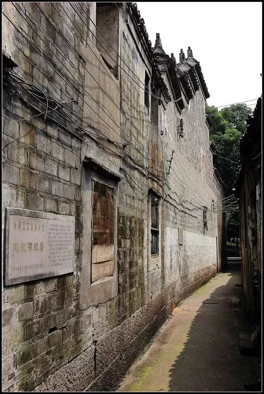 宁波这处百年老巷,上世纪曾相当有气质,住过一些风云人物