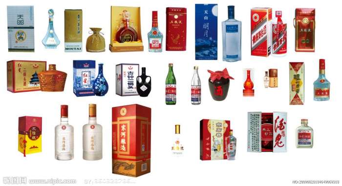 第一届:1952年在北京举行,共评出四大名酒:茅台酒,汾酒,泸州大曲酒
