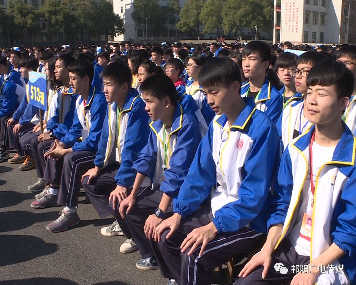 外交家来啦国内知名外交家袁南生在祁阳四中作勉学励志讲座