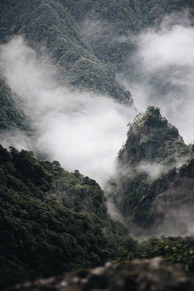 一開始鏢頭遇七俠的場景在玄嶽門拍攝