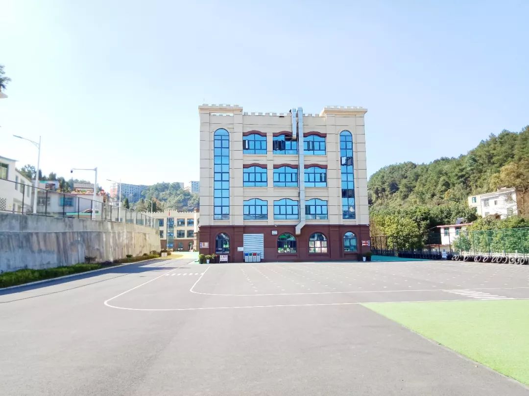 开阳县第五中学图片