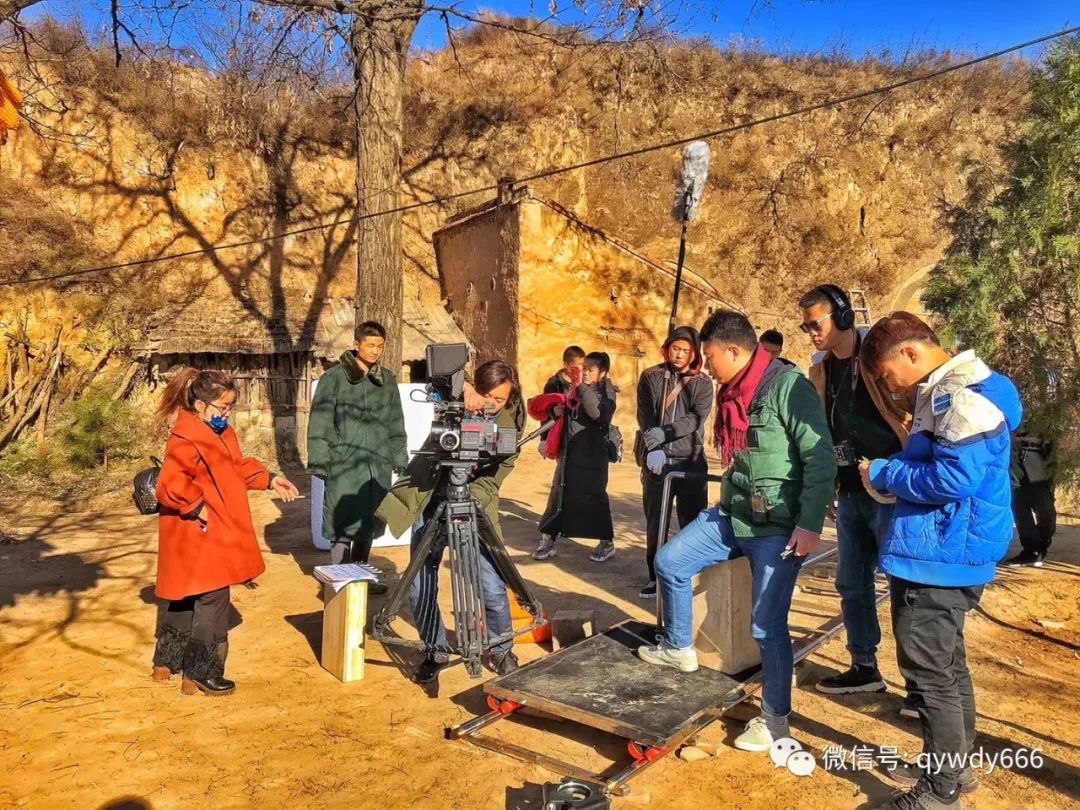 頭條故事片電影青山依舊在甘肅慶城拍攝完成