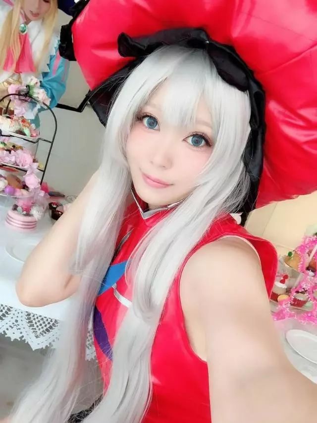 國內無良cosplay廠商臭名遠揚,竟在帽子裡塞菸蒂?