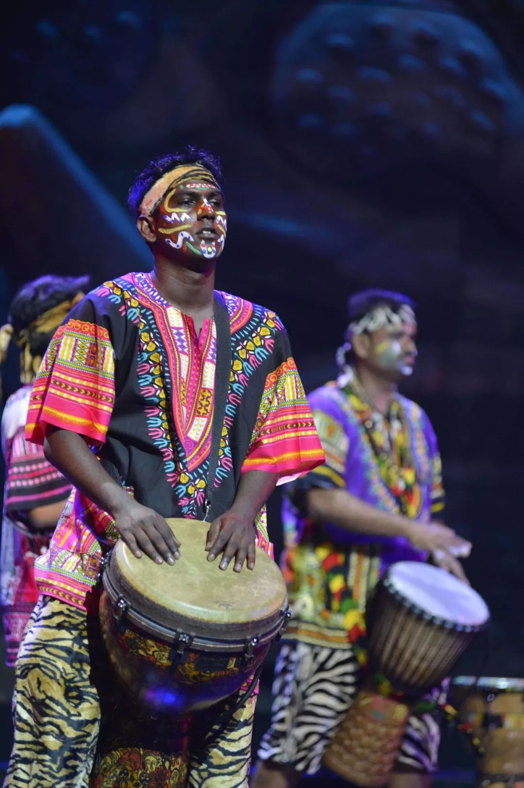 非洲鼓装扮化妆图片