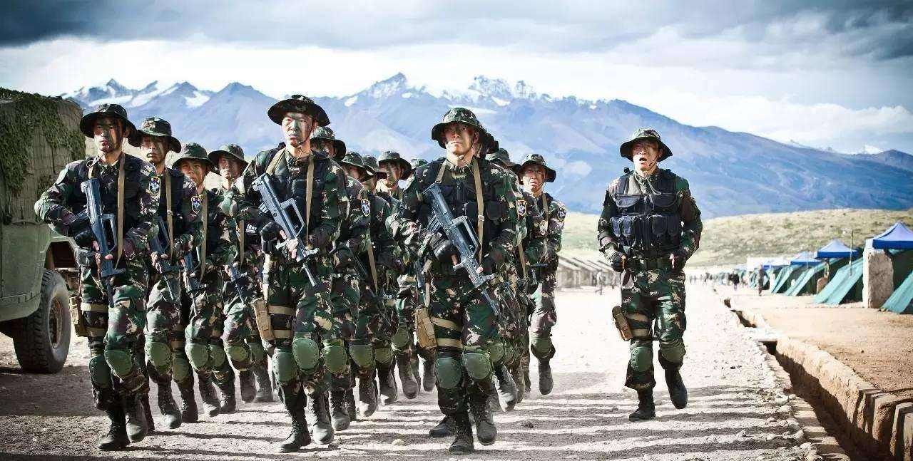 中国步兵班装备图片