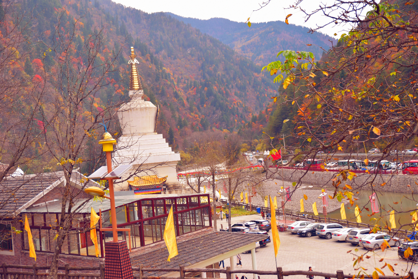 原創
            這裡是黑水奶子溝，我要從你斑斕的色彩世界里路過... 旅遊 第26張