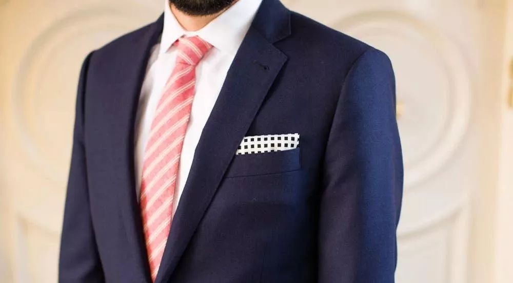 presidential01口袋巾作为男士西服的魅力配饰自上个世纪以来愈发风靡