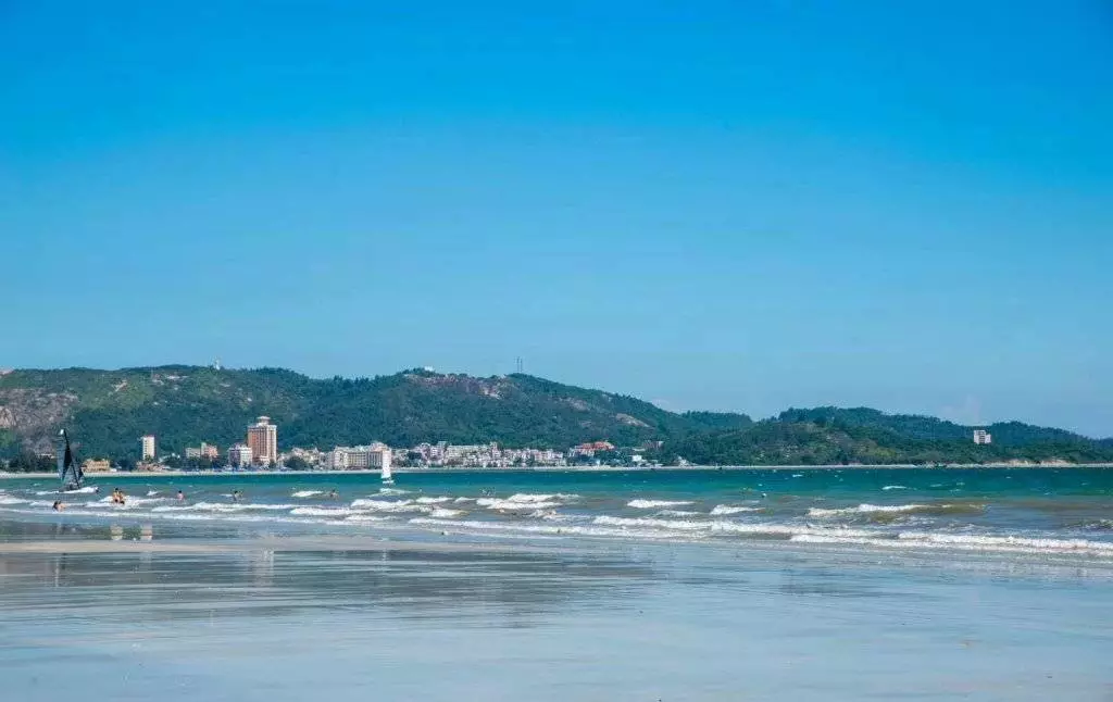 推窗即看海139惠州雙月灣豪華海景2房1廳零距離暢遊沙灘