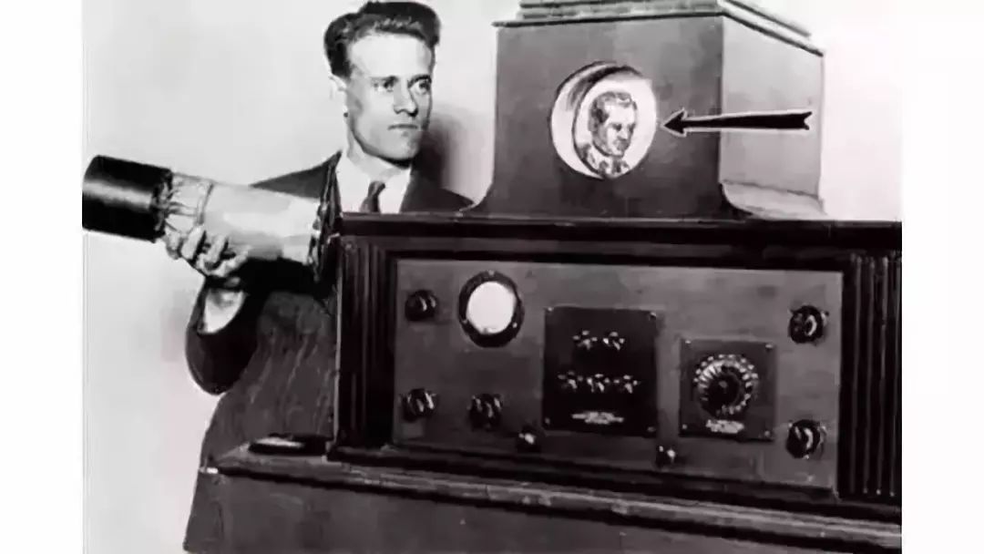 兹沃里金研制成功可供电视摄像用的摄像管和显像管,发明了现代电视机