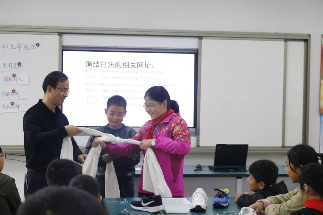 溱潼實驗小學柳東宏副校長再次應邀參加泰州市小學綜合實踐教學研訓