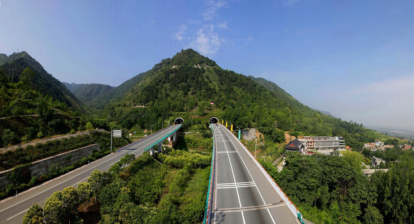 世界上最长最美的隧道位于中国北方