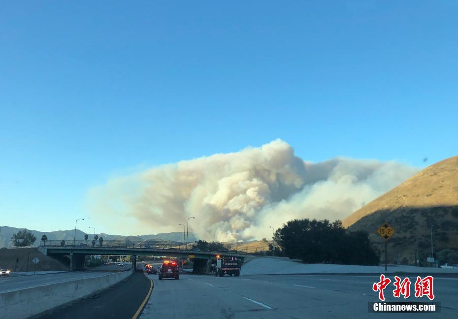 美國南加州山火熊熊濃煙蔽日 國際 第5張