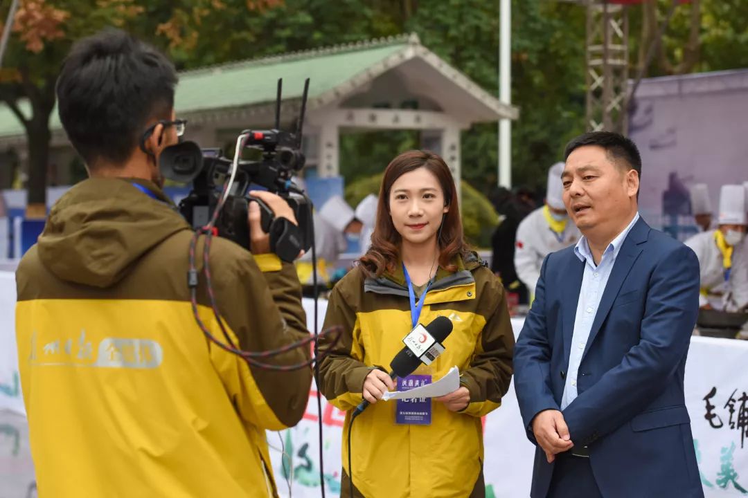 10日,荊州日報傳媒集團與洪湖市委宣傳部,洪湖市廣播電視臺,洪湖市