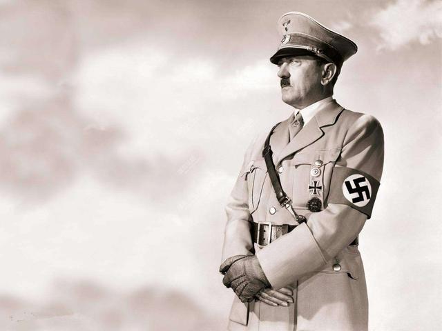 希特勒死亡之谜希特勒到底是怎么死的?24车皮的纳粹财宝藏哪了?