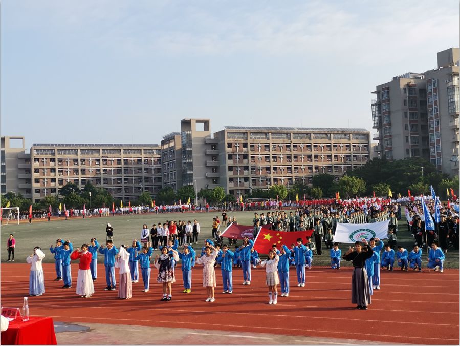 青春無畏 賽場揚威——廣附東江中學第七屆田徑運動會(初中部)