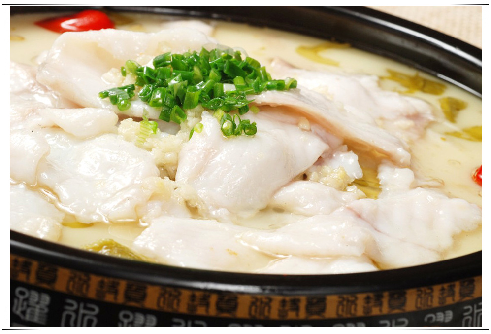 白汤酸菜鱼火锅,在家自制四川传统火锅原来如此简单又好吃呢