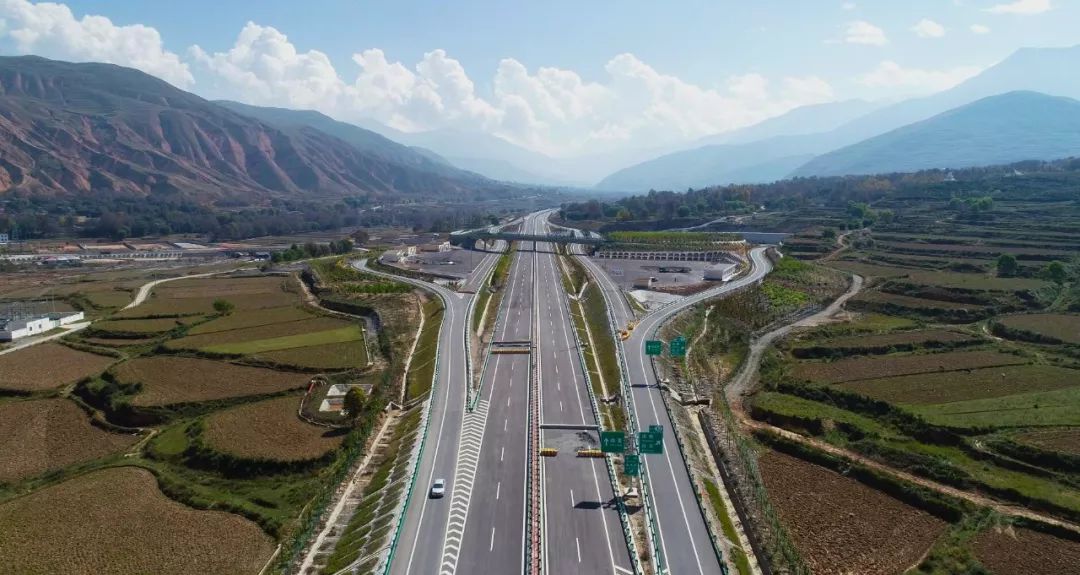 临夏机场高速公路图片