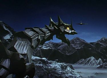 这个怪兽叫做宇宙钢铁龙古瓦木,这个怪兽整整在地球上潜伏了十八年啊