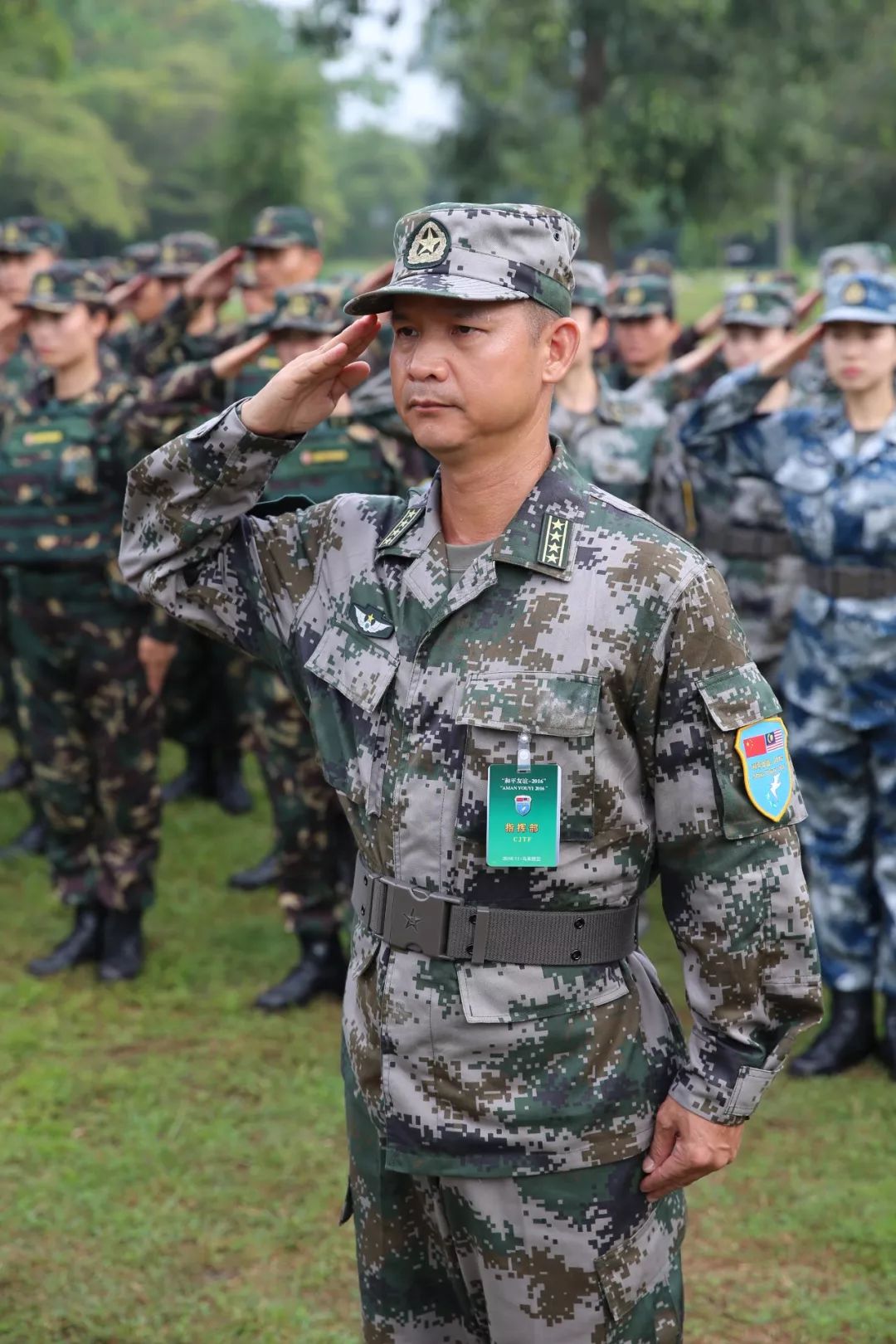 厉害驻香港部队副参谋长潘浩明先后7次荣立个人三等功