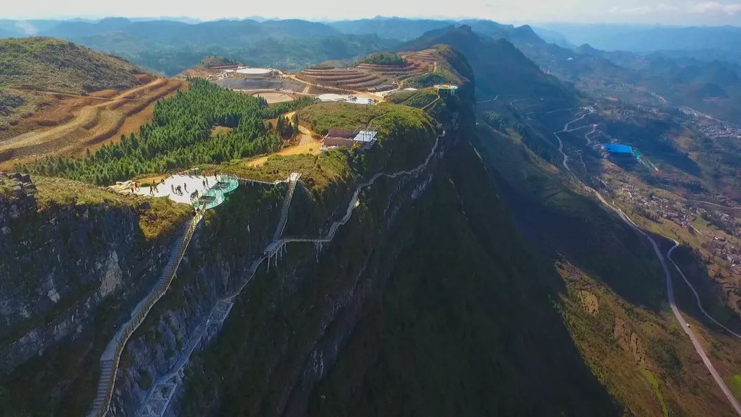 兴义白龙山风景区图片