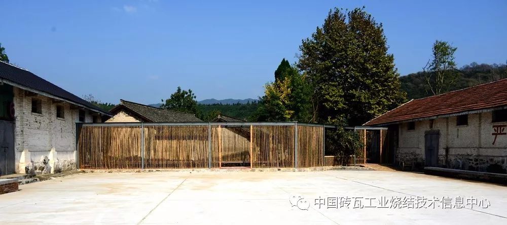 这个建筑师花了150万建造了一座乡村博物馆欧帕集团