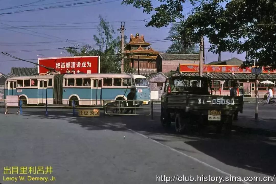 60年代的公交车图片