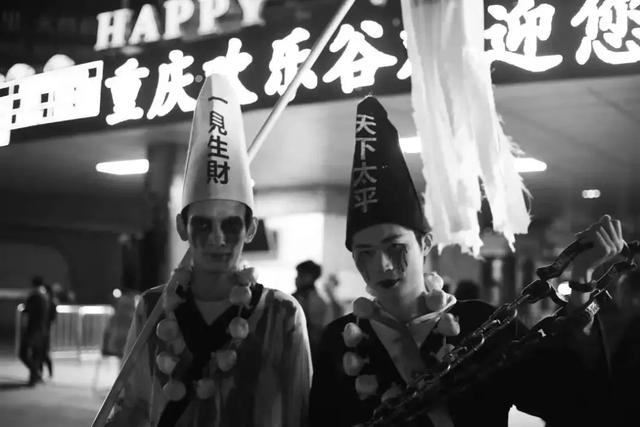 腥風魔王祭祀鬼門大開,百鬼朝聖大巡遊魔幻食人灣妖氣沖天黑夜席捲