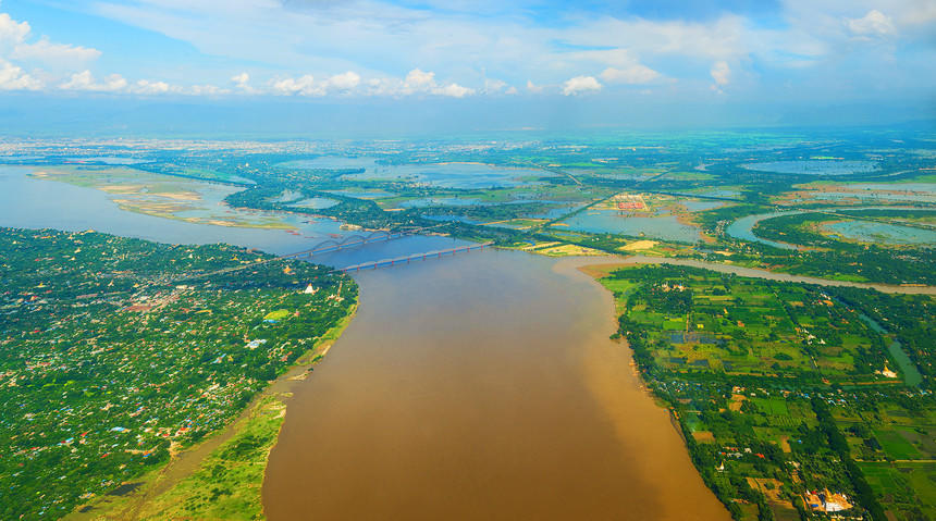 缅甸水力资源极为丰富,国内河流密布,主要河流中的伊洛瓦底江,萨尔
