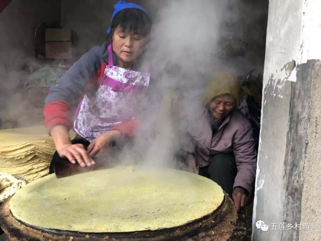 乡村记忆五莲这个生产队的土鏊子煎饼又烙起来了你不来尝尝