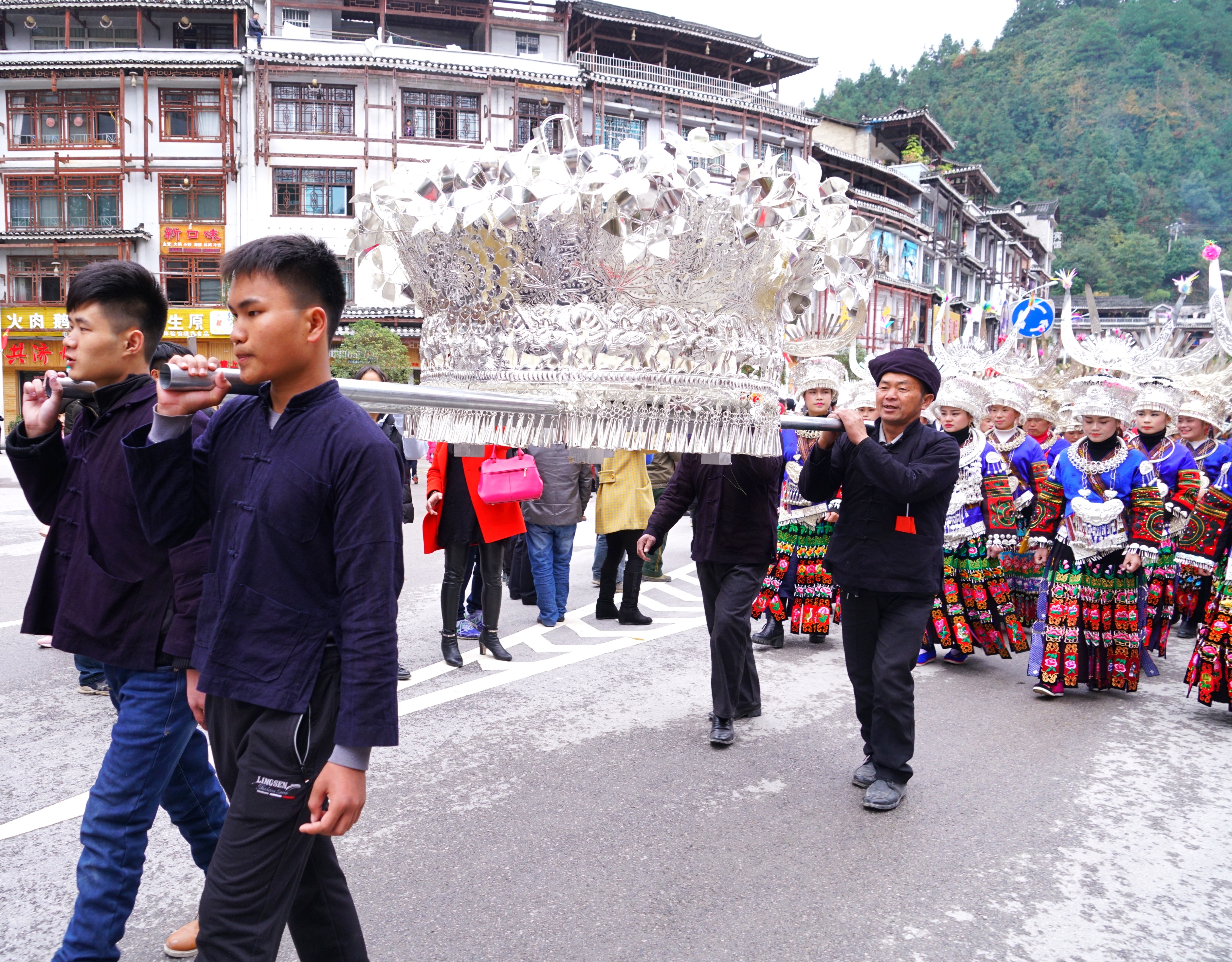 十月來雷山過苗年:全世界苗族人的盛大狂歡