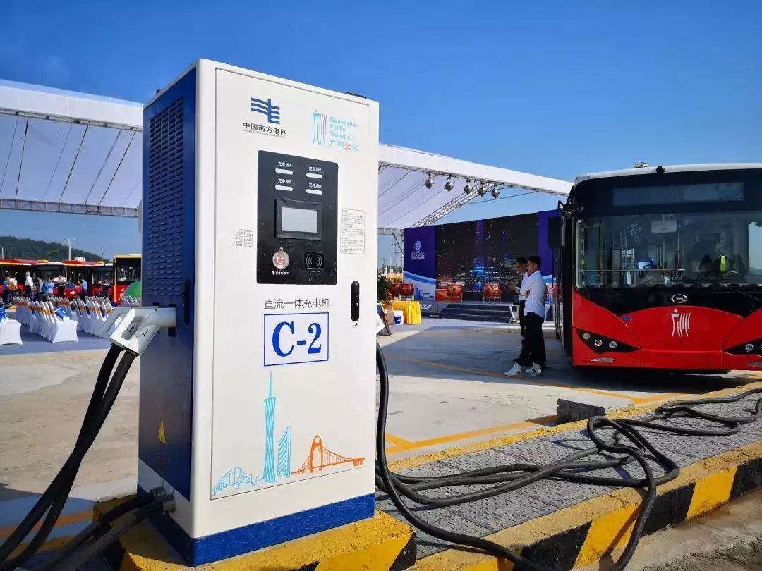 据了解,南村充电站是由广州锐燊新能源科技发展有限公司投资运营管理